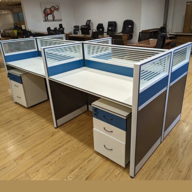 Modern Office Workstation Single Seater Modular Office Workstation